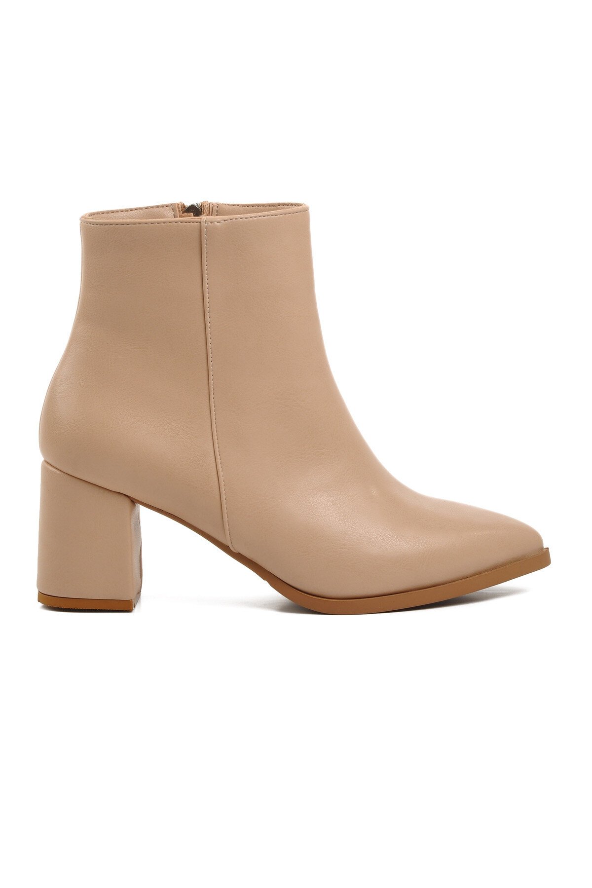 Ayakmod Nude Kadın Bot