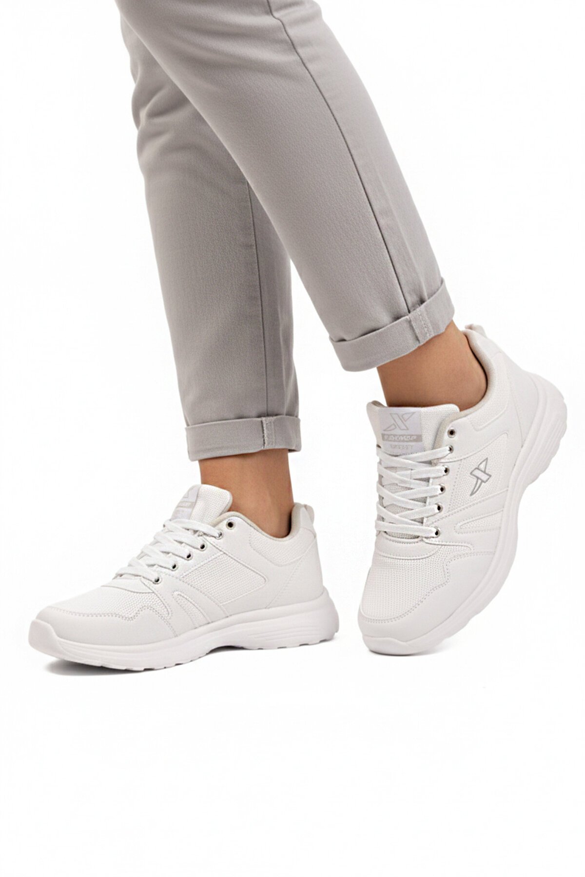 Beyaz Esnek Hafif Unisex Spor Ayakkabı Xstep 020-Cilt G
