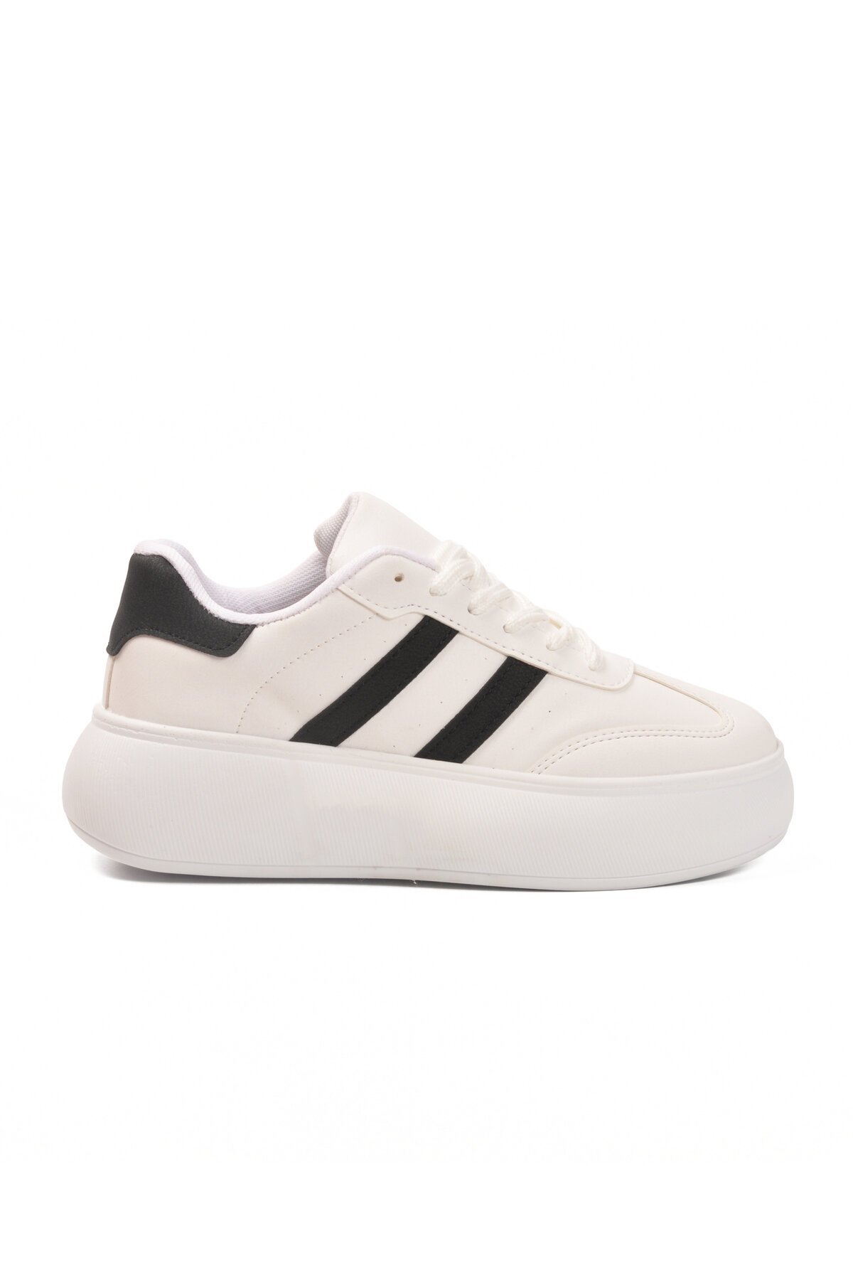 Beyaz-Siyah Suni Deri Kadın Spor Ayakkabı DVS-01 Z