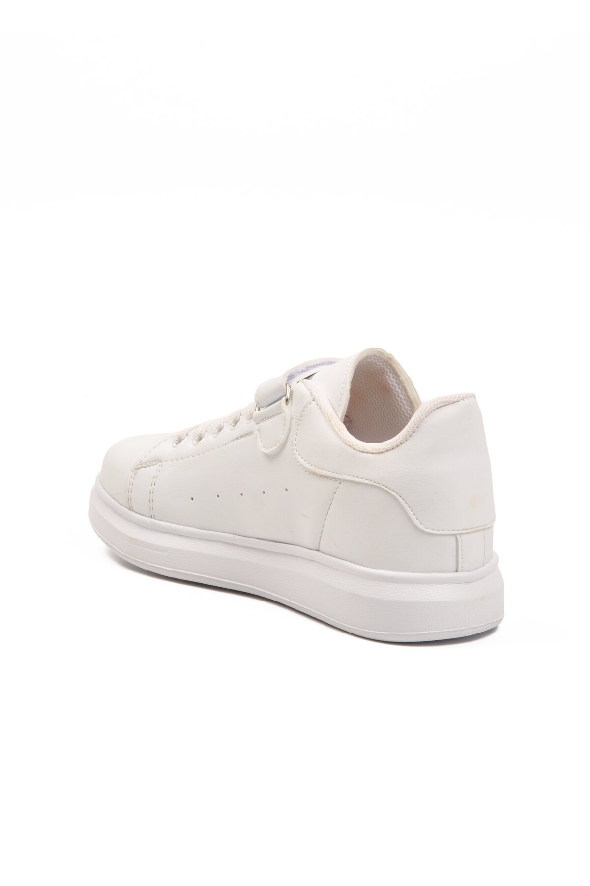 Beyaz Cırtlı Hafif Çocuk Spor Ayakkabı 2540-26K F