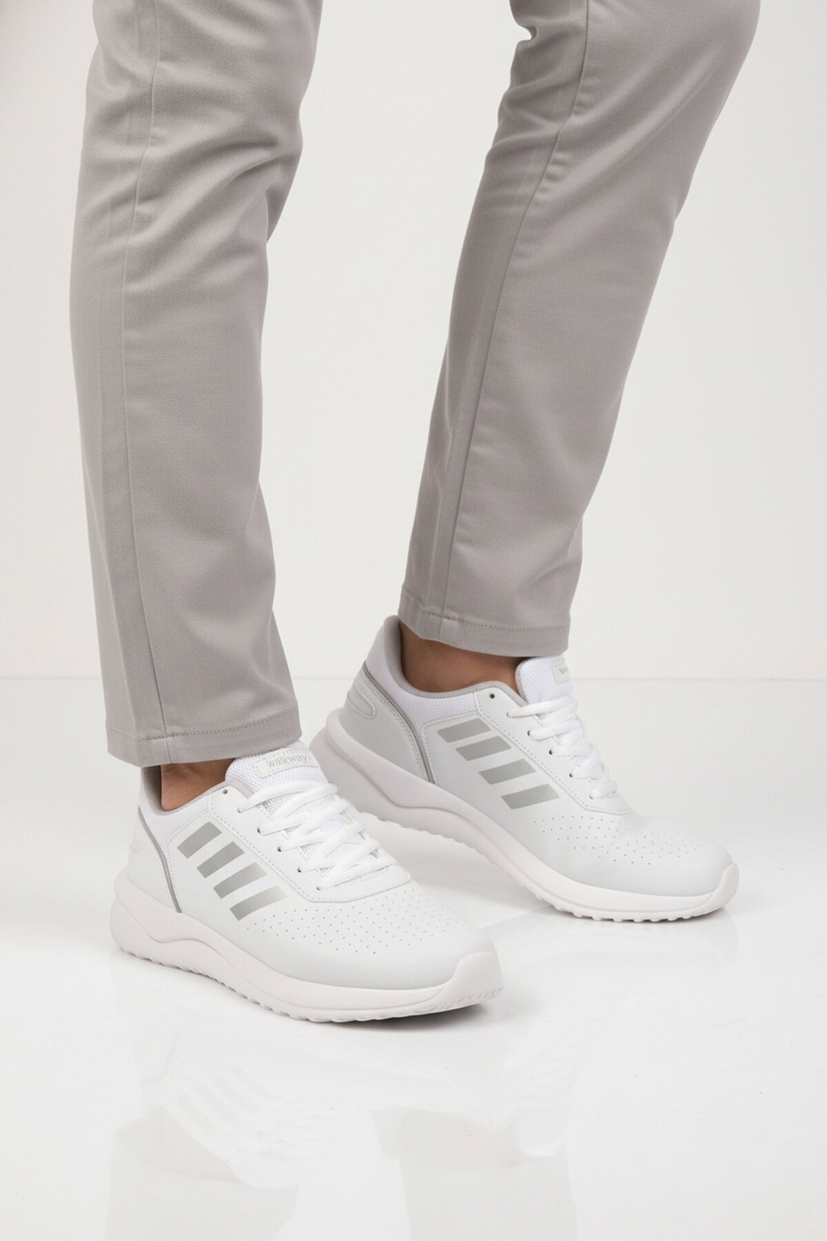 Beyaz Hafif Erkek Spor Ayakkabı Nereus M