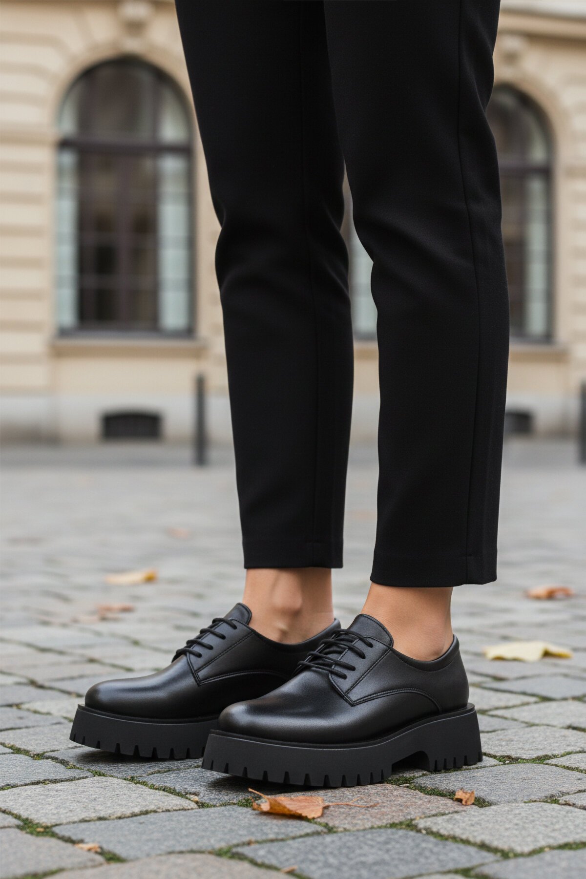 Siyah Cilt Kadın Günlük Ayakkabı 572451 Z