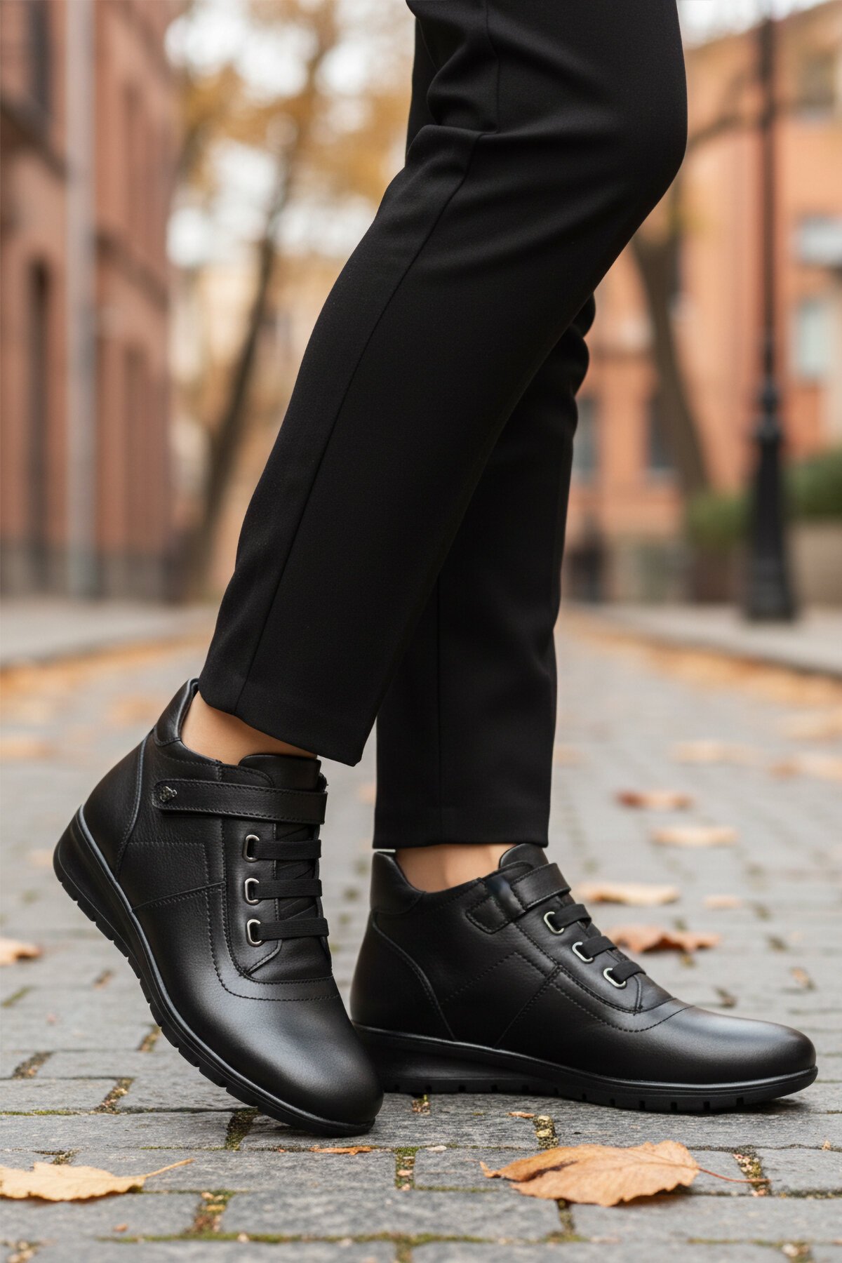 Siyah Hakiki Deri Bilek Boy Kadın Bot PLV1540 Z