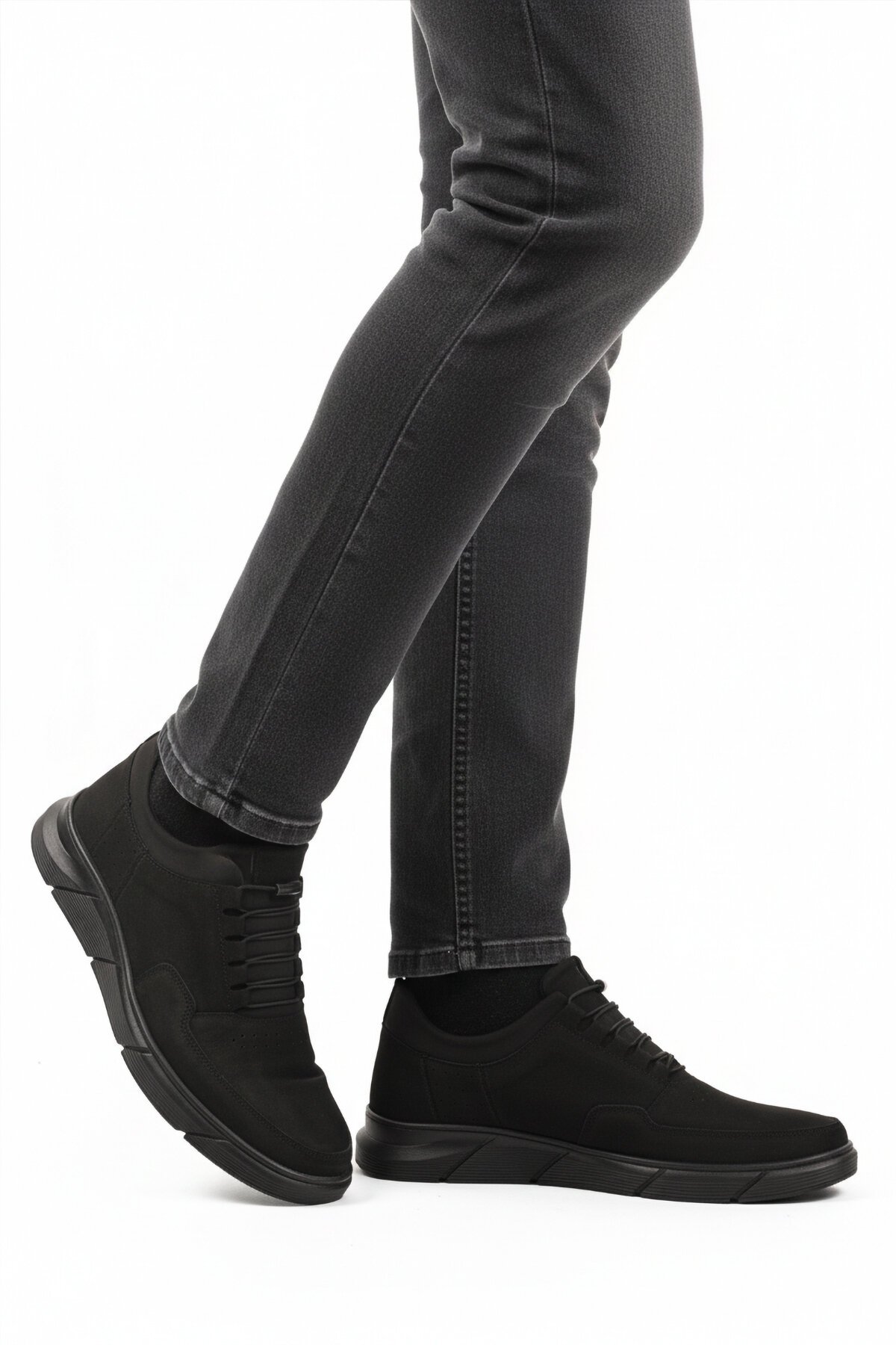 Siyah Nubuk Hakiki Deri Lastik Bağcıklı Erkek Günlük Ayakkabı 137 M