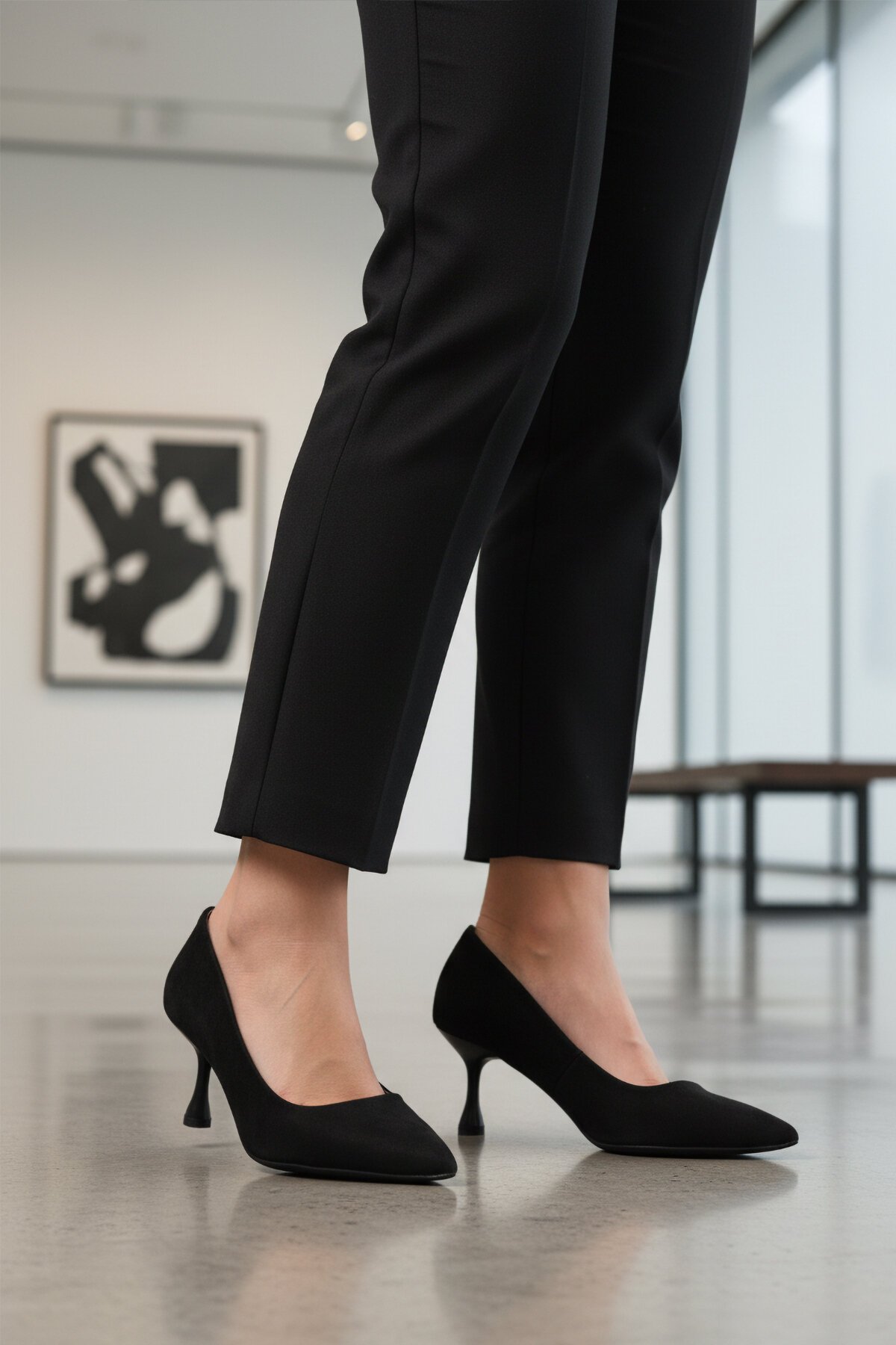 Siyah Süet Hafif Kadın Topuklu Ayakkabı 695033 Z