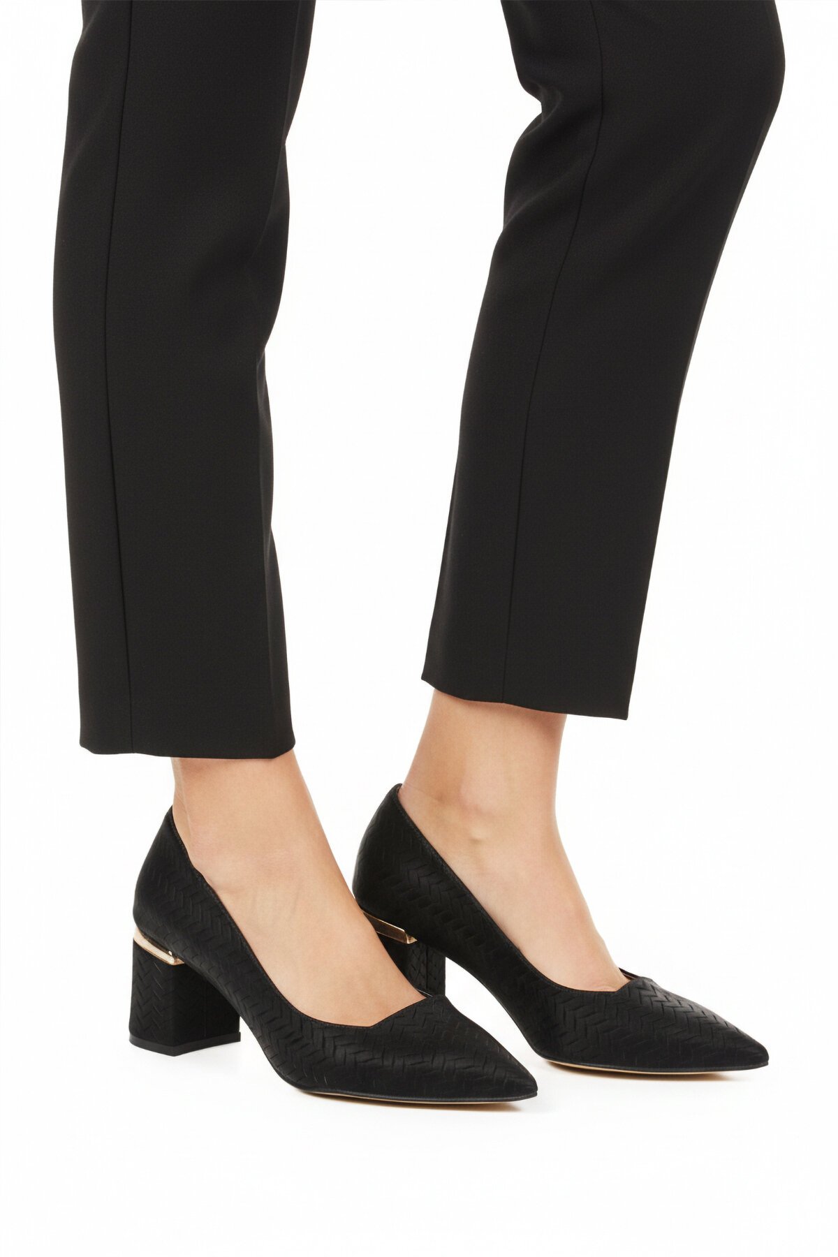 Siyah Hafif Kadın Topuklu Ayakkabı 619004 Z