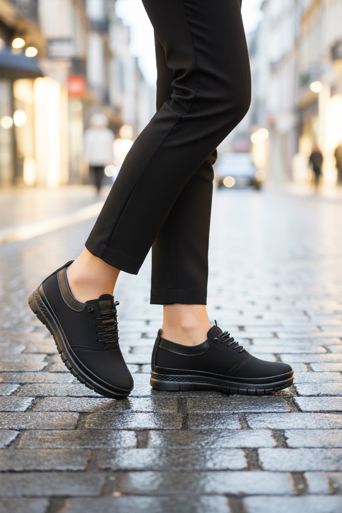 Siyah Zümrüt Lastik Bağcıklı Kadın Günlük Ayakkabı 029 Z