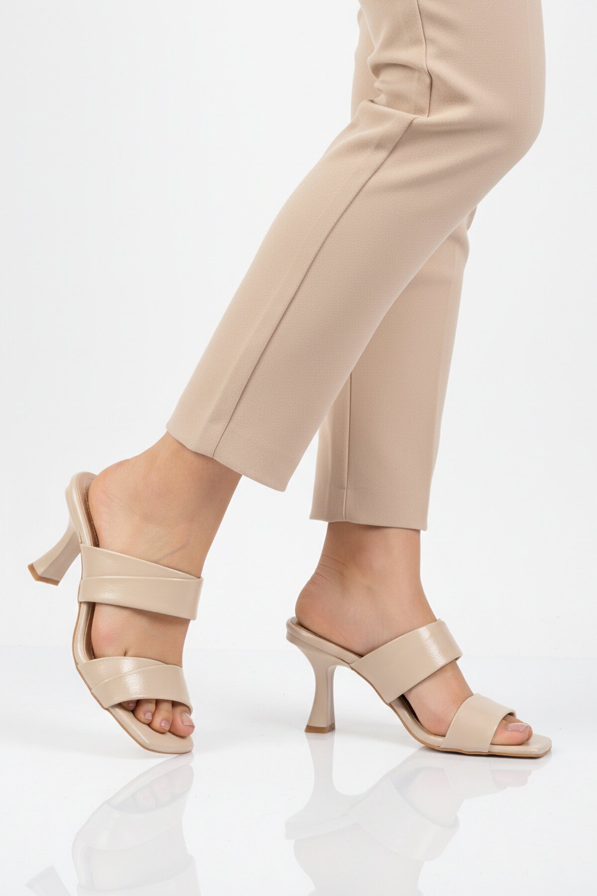 Bej Kadın Topuklu Terlik 451158 Z