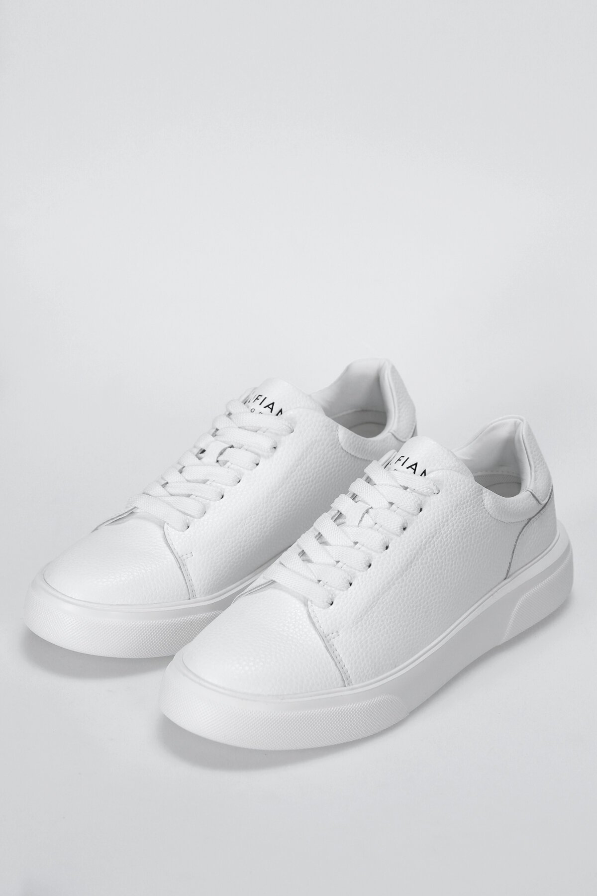 Beyaz Hakiki Deri Erkek Sneaker Tommy M