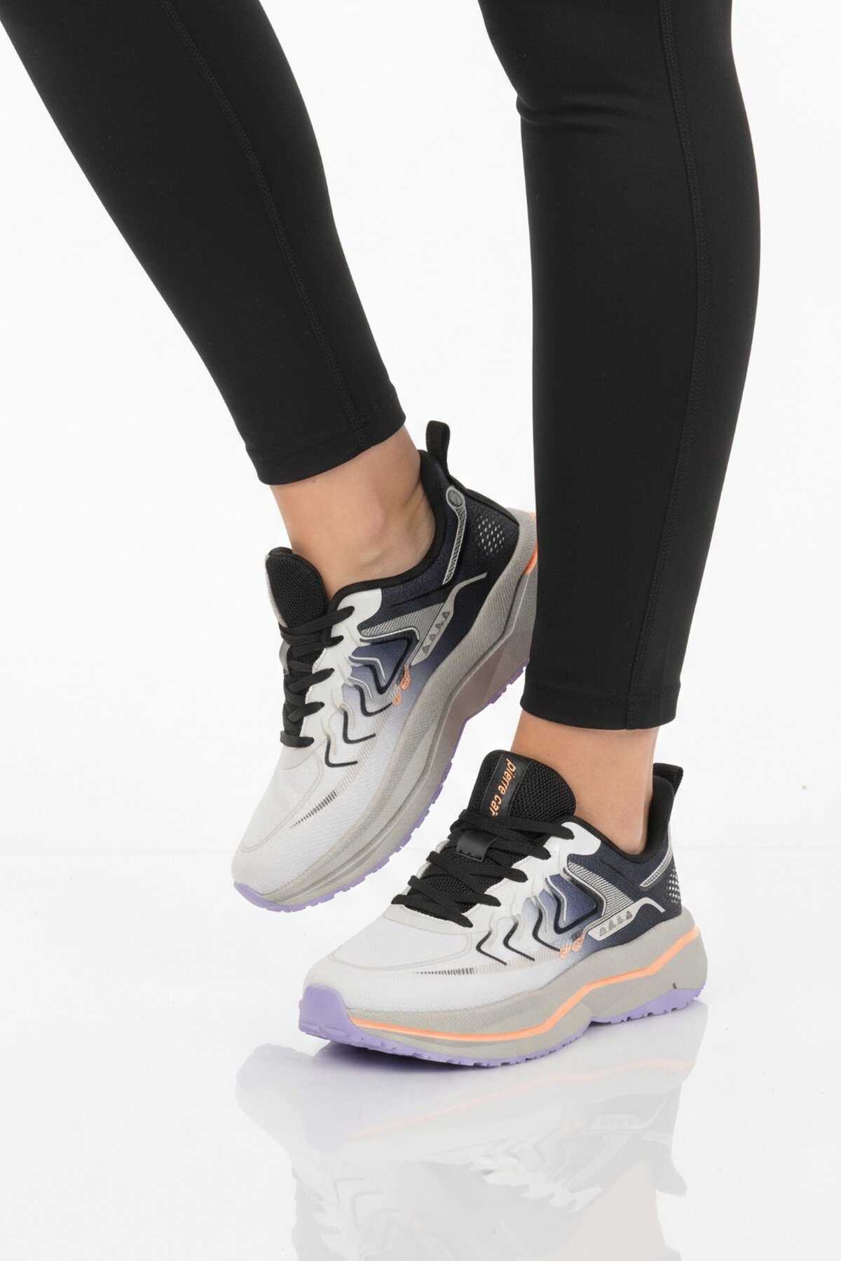 Beyaz Memory Foarm Kadın Spor Ayakkabı PCI-11606 G