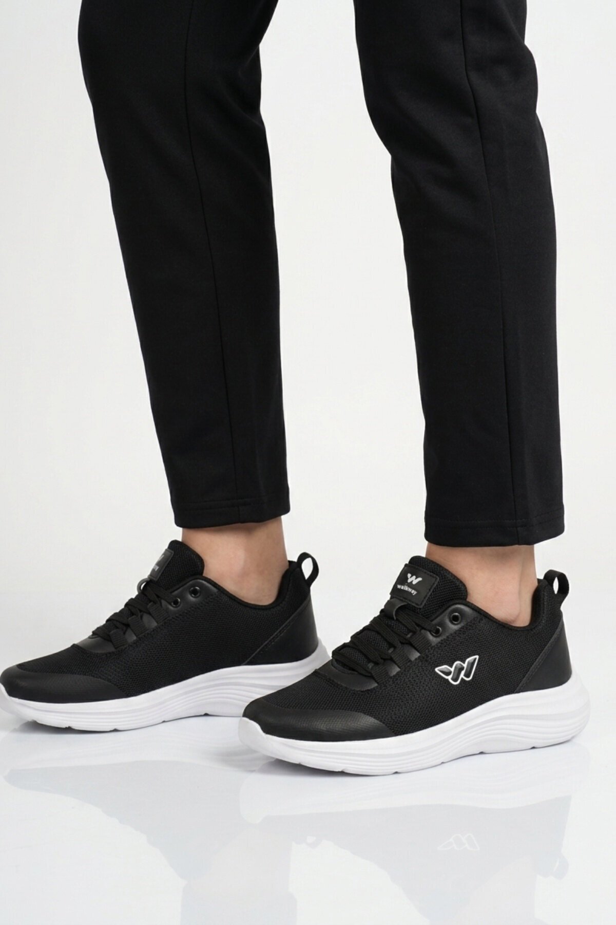 Siyah-Beyaz Tekstil Hafif Unisex Spor Ayakkabı Pete G