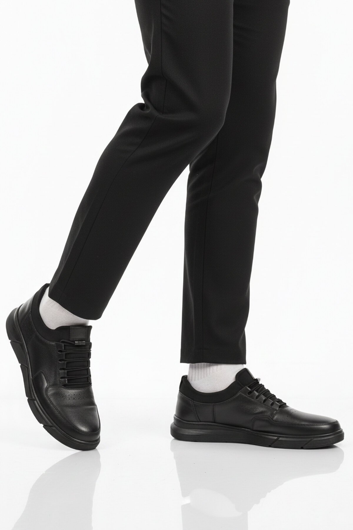 Siyah Hakiki Deri Erkek Günlük Ayakkabı 137 M