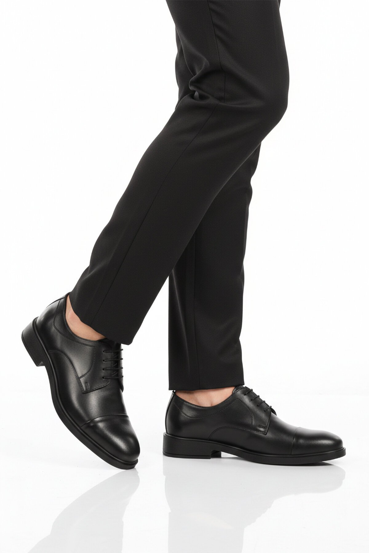 Siyah Hakiki Deri Erkek Klasik Ayakkabı 025 M