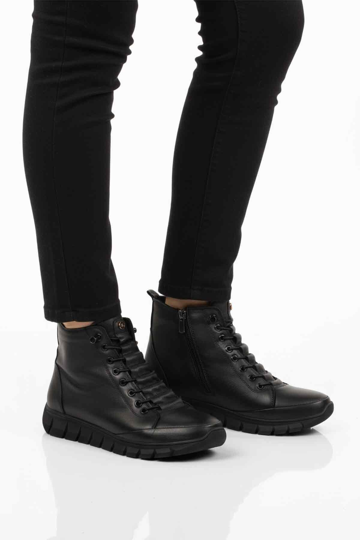 Siyah Hakiki Deri Kadın Bot 3910 Z