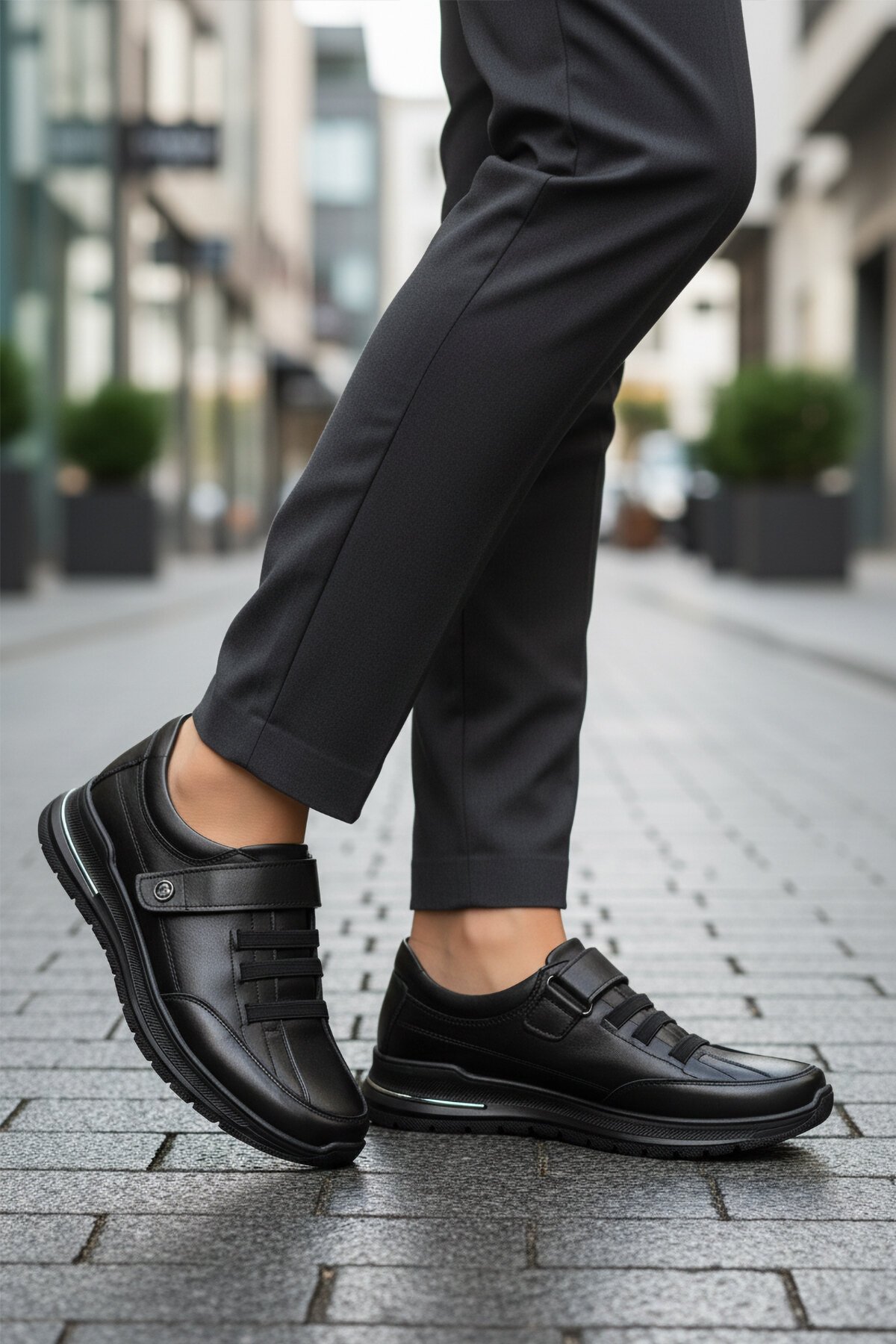 Siyah Hakiki Deri Kadın Günlük Ayakkabı 058-Ç Z