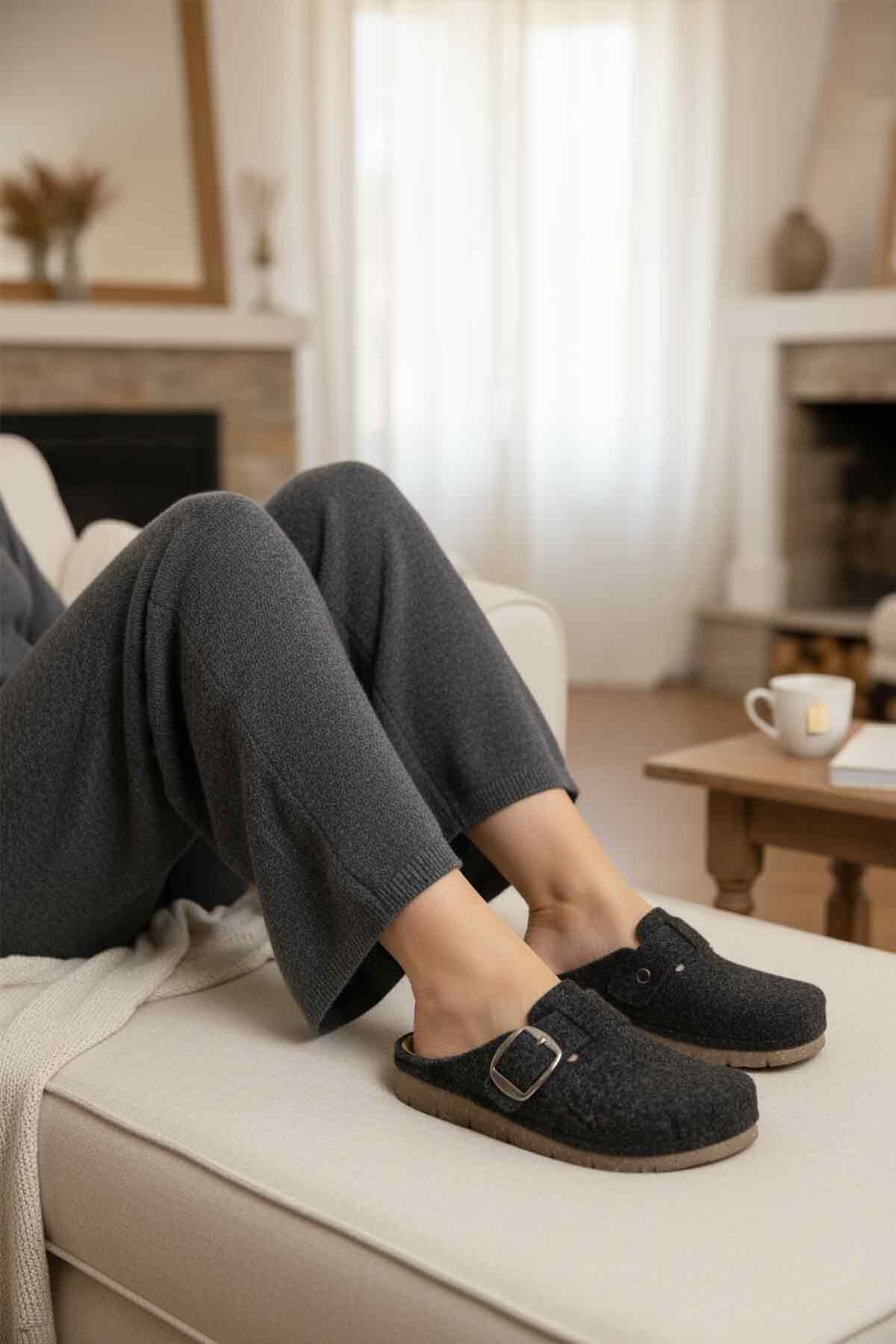 Siyah Kadın Terlik K-117.005 Z