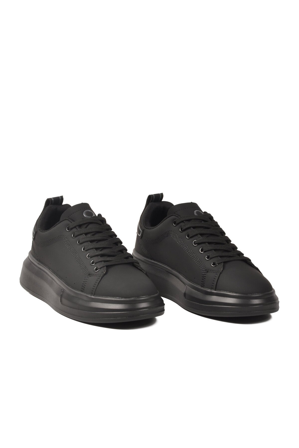 Siyah Bağcıklı Hafif Erkek Sneaker BNI-12081 M
