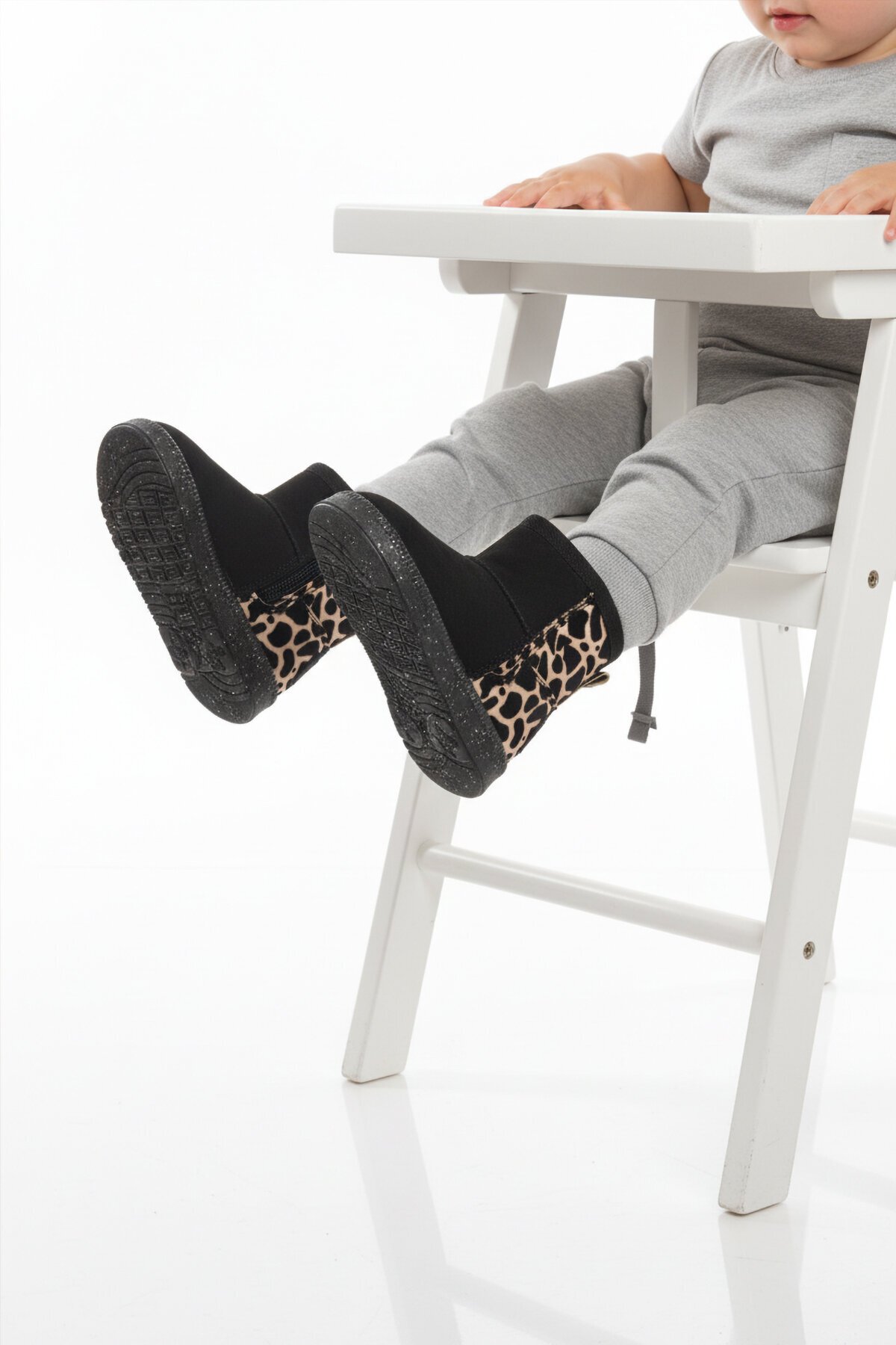 Siyah Leopar İçi Kürklü Bebek Bot 1212 B
