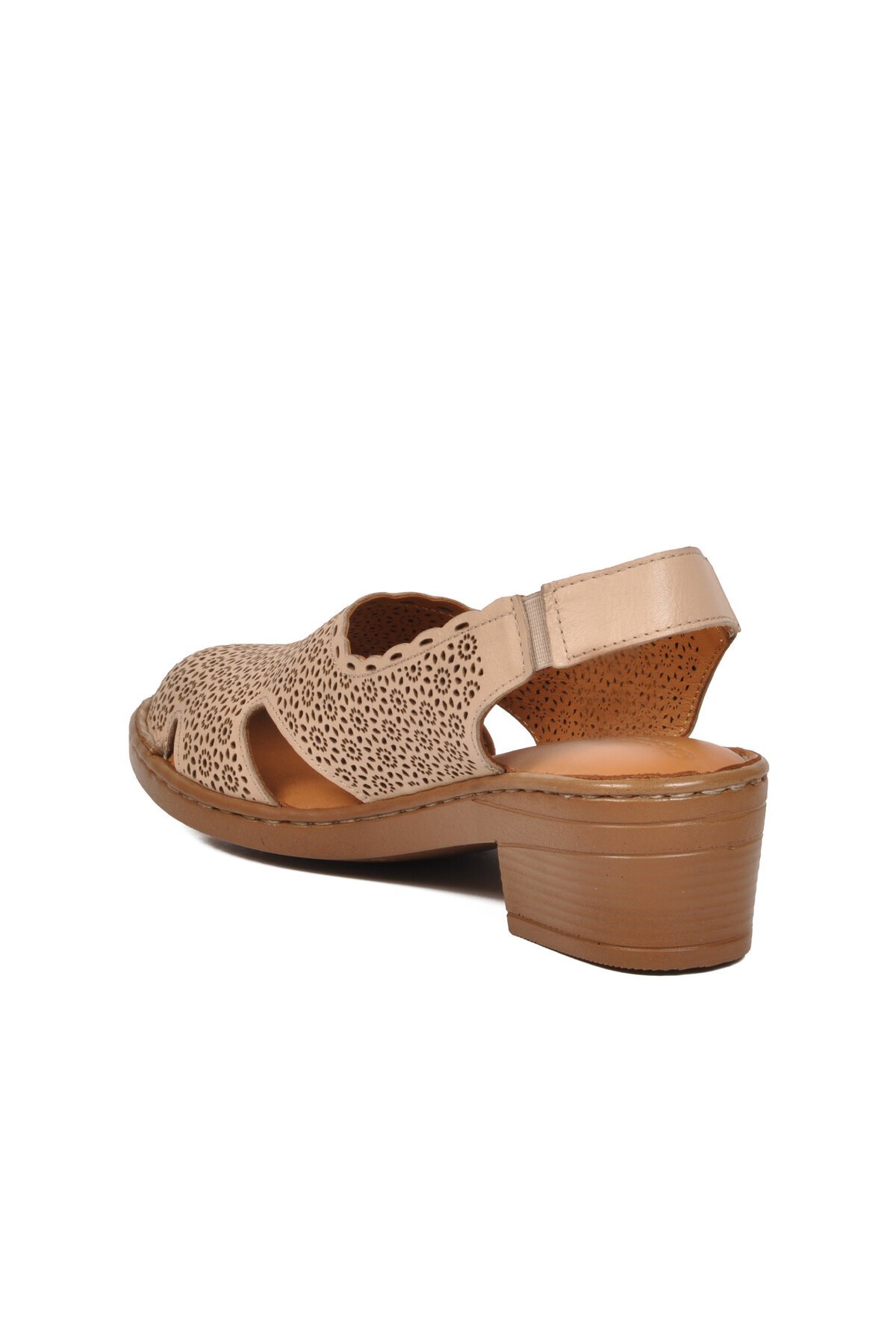Bej Lazer Kesim Çiçek Desenli Kalın Topuk Kadın Slingback Sandalet 45224