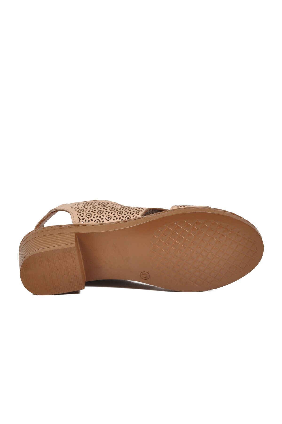 Bej Lazer Kesim Çiçek Desenli Kalın Topuk Kadın Slingback Sandalet 45224