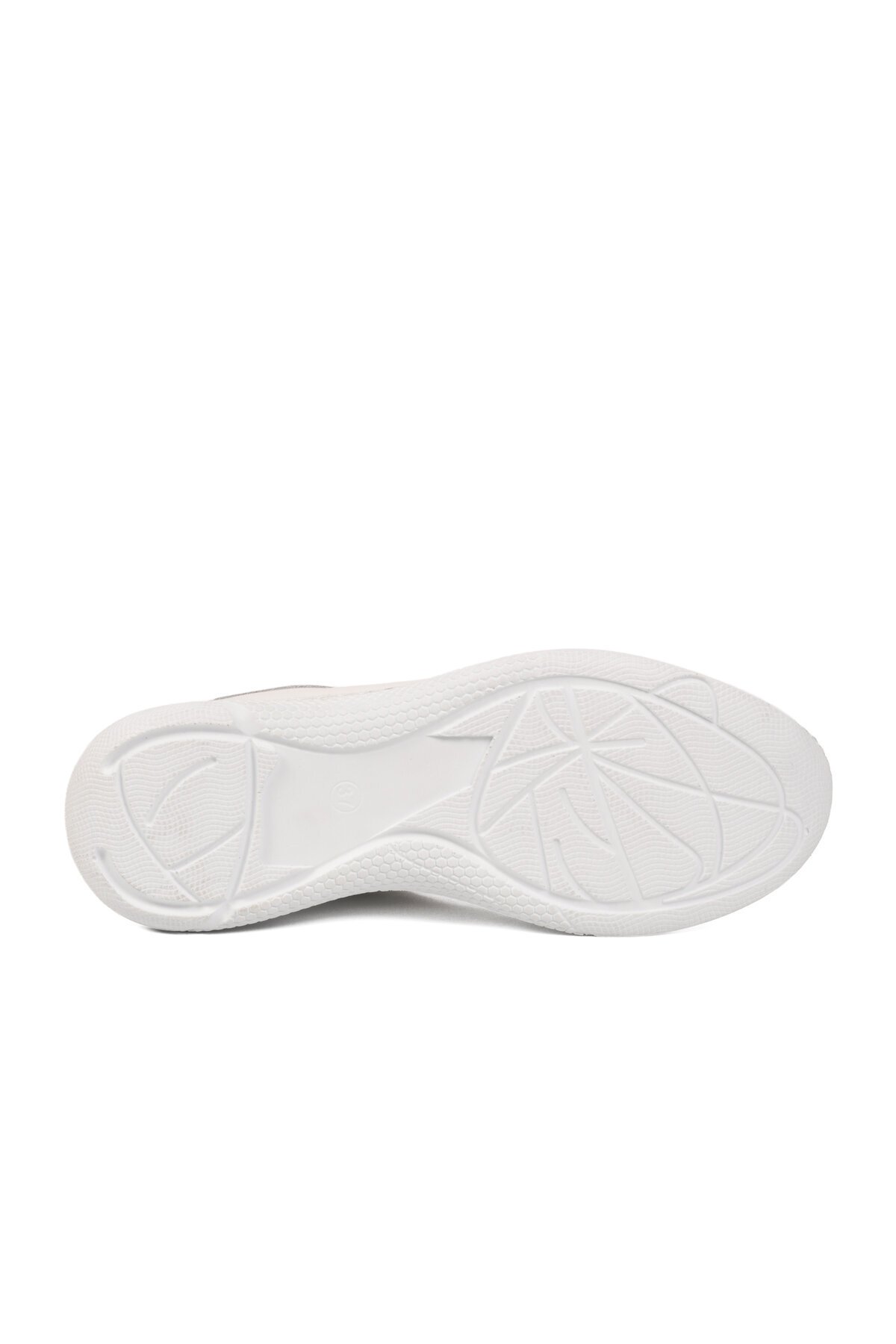 Kadın Hakiki Deri Hafızalı Taban Lastik Bağcıklı Beyaz Casual Sneaker Ayakkabı 8439 Z