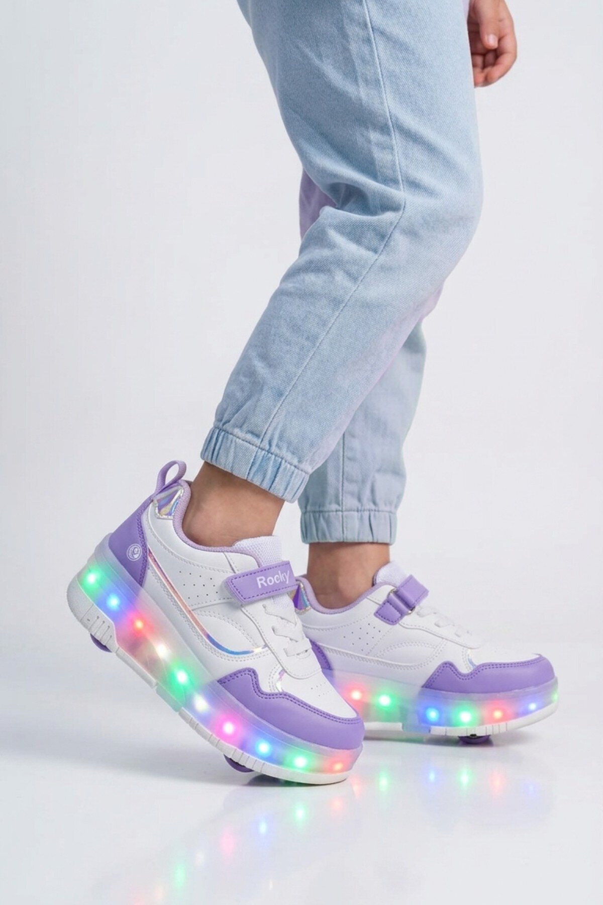 Beyaz-Mor Işıklı Ortopedik Kız Çocuk Patenli Spor Ayakkabı Glow F