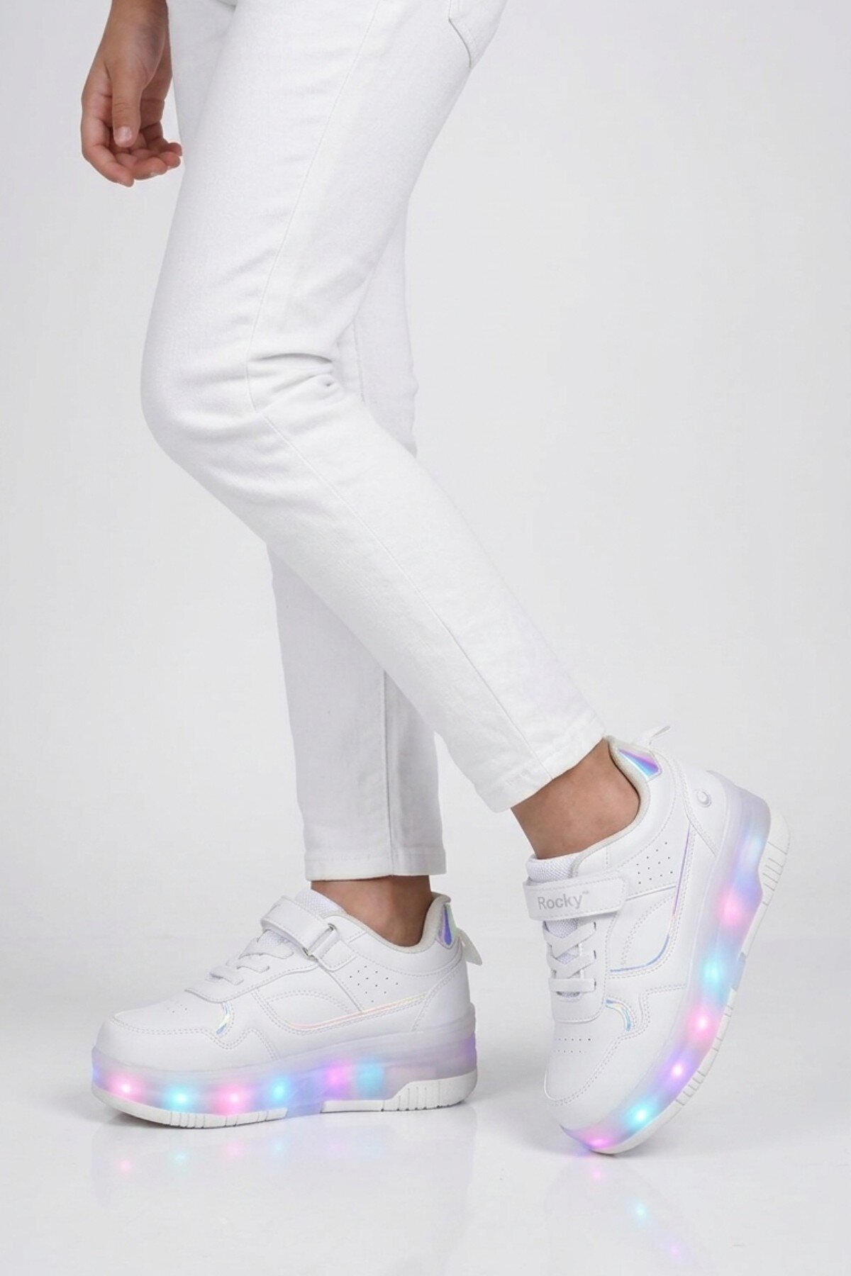Beyaz Işıklı Ortopedik Unisex Çocuk Patenli Spor Ayakkabı Glow F