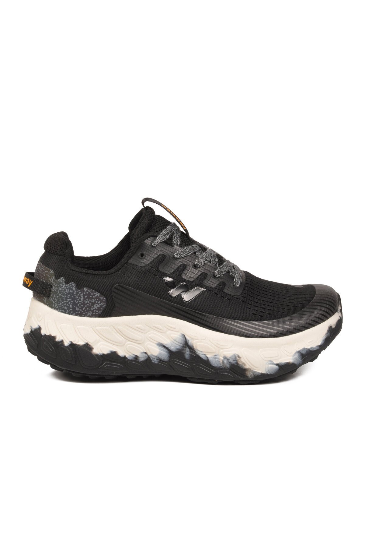 Siyah-Beyaz Fileli Hafif Rahat Hafızalı Kalın Tabanlı Erkek Yürüyüş ve  Spor Ayakkabı Sneaker Flystep M 