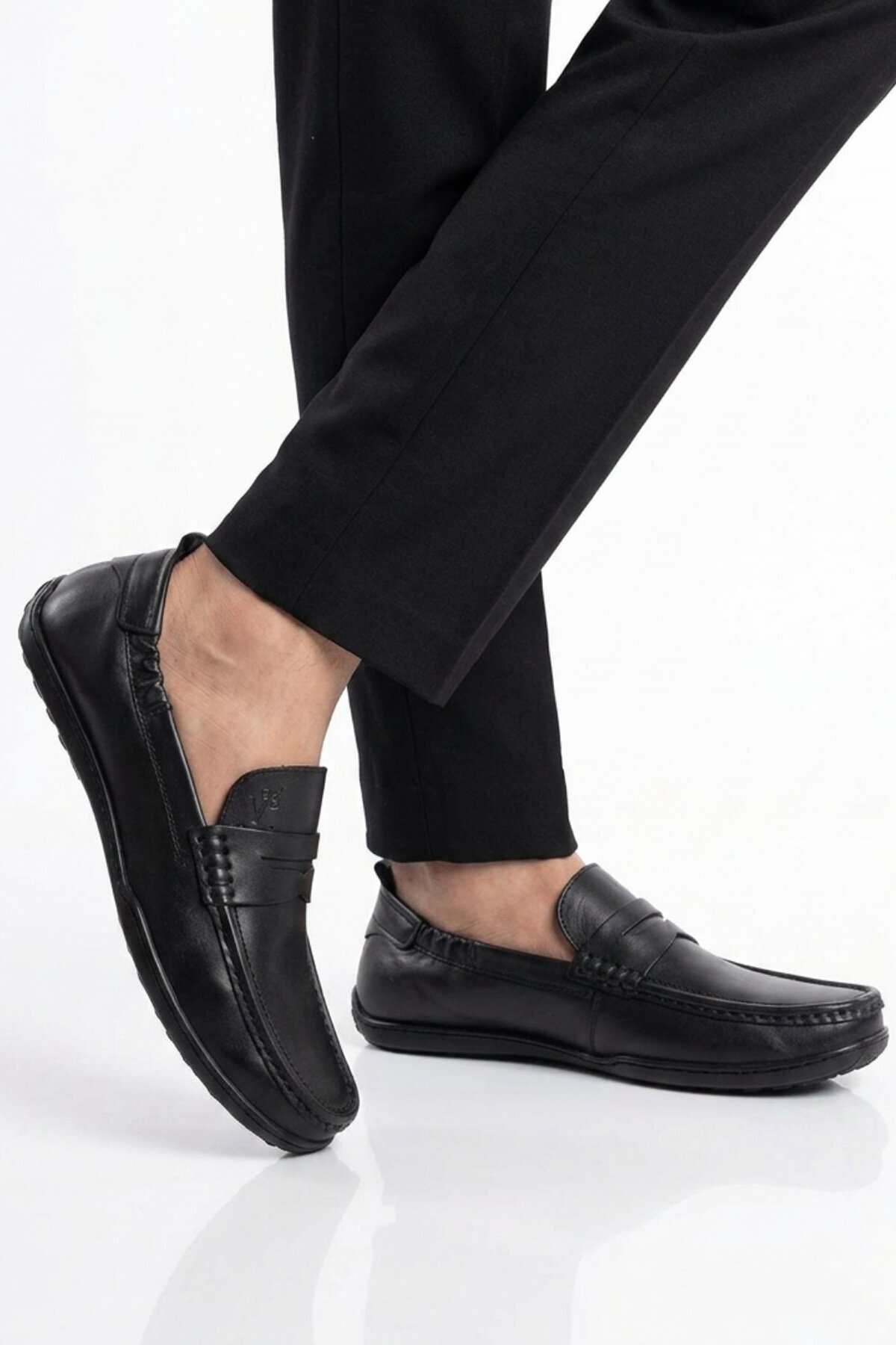 Erkek Hakiki Deri Hafızalı Taban Bağcıksız Mokasen Ayakkabı Rahat Smart Casual Siyah M420  M