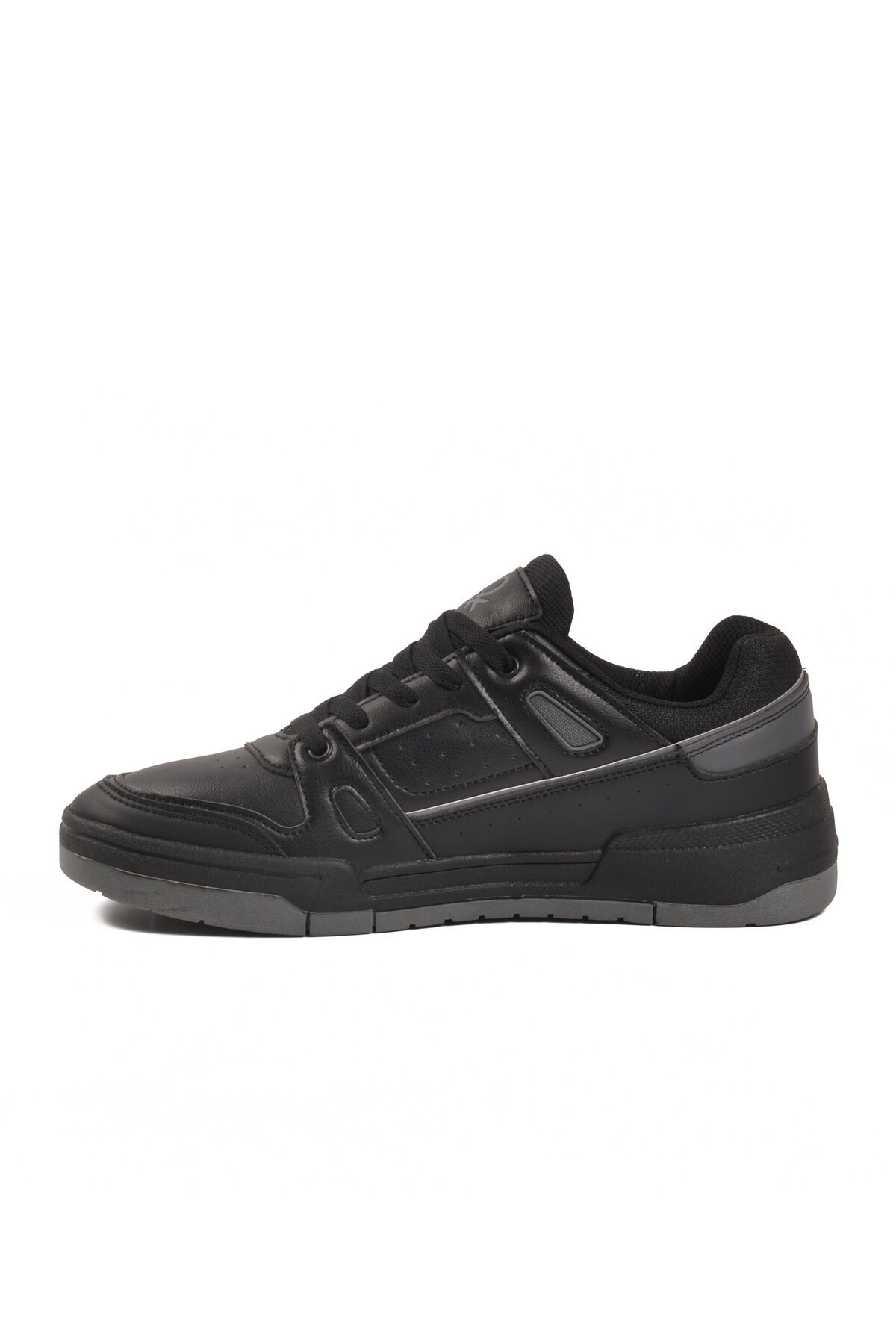 Siyah Bağcıklı Kalın Rahat Tabanlı Erkek Yürüyüş ve Spor Ayakkabı Sneaker BNI-11135