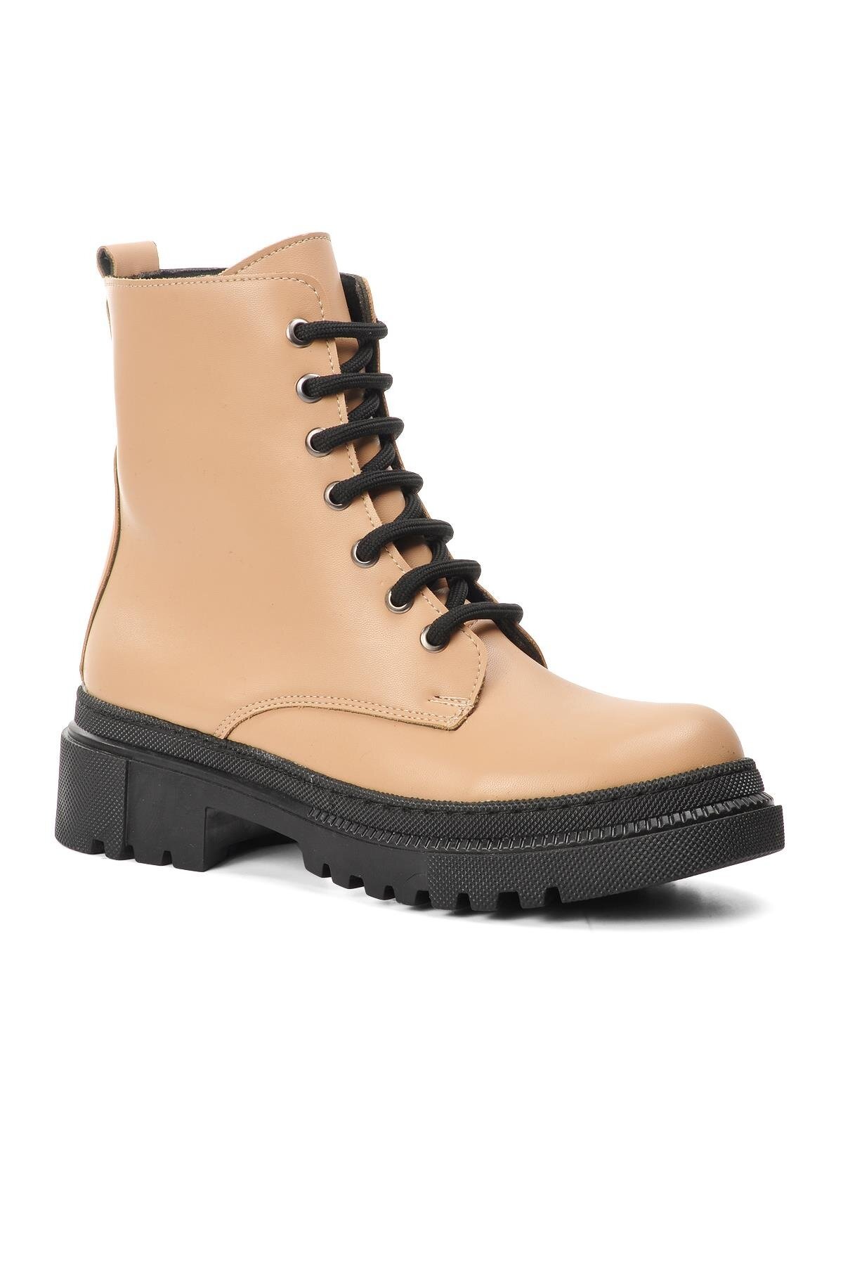 Ayakmod Nude Kadın Bot