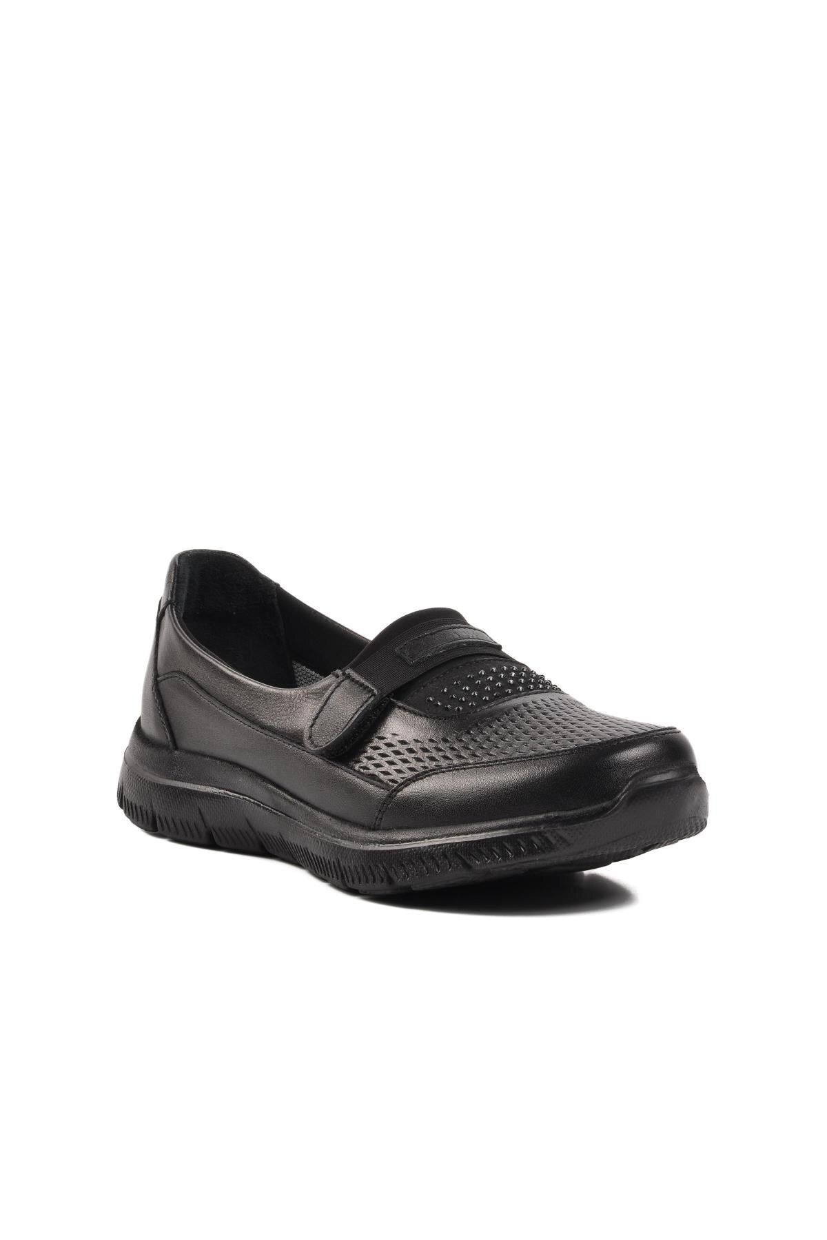 Ayakmod Siyah Hakiki Deri  Kadın Günlük Ayakkabı