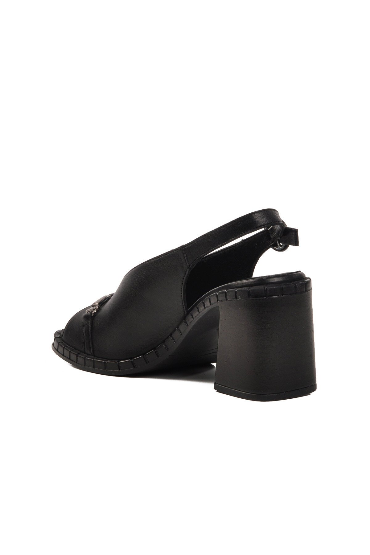 Siyah Hakiki Deri Kadın Sandalet 2511902Y Z