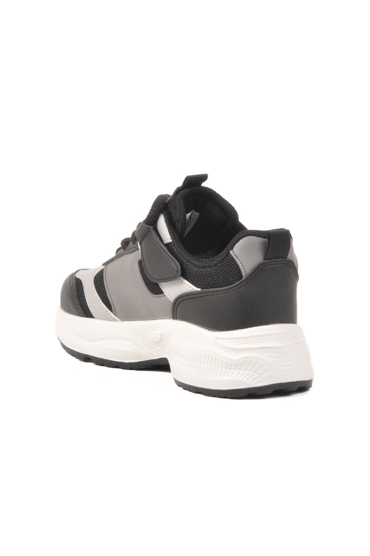 Siyah Fileli Hafif Hava Alabilen Erkek Çocuk Spor Ayakkabı Birian F