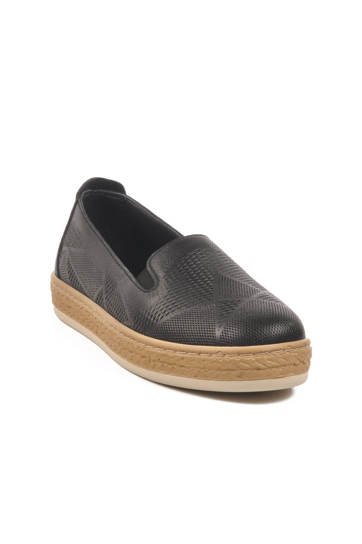 Siyah Hakiki Deri Kadın Günlük Ayakkabı F-2036 Z