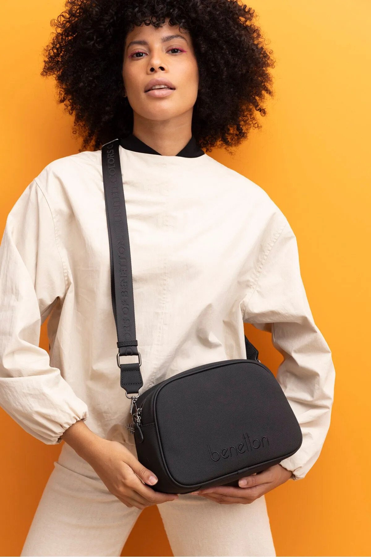 Siyah  Kadın Omuz Çantası BNT-1590 Çanta