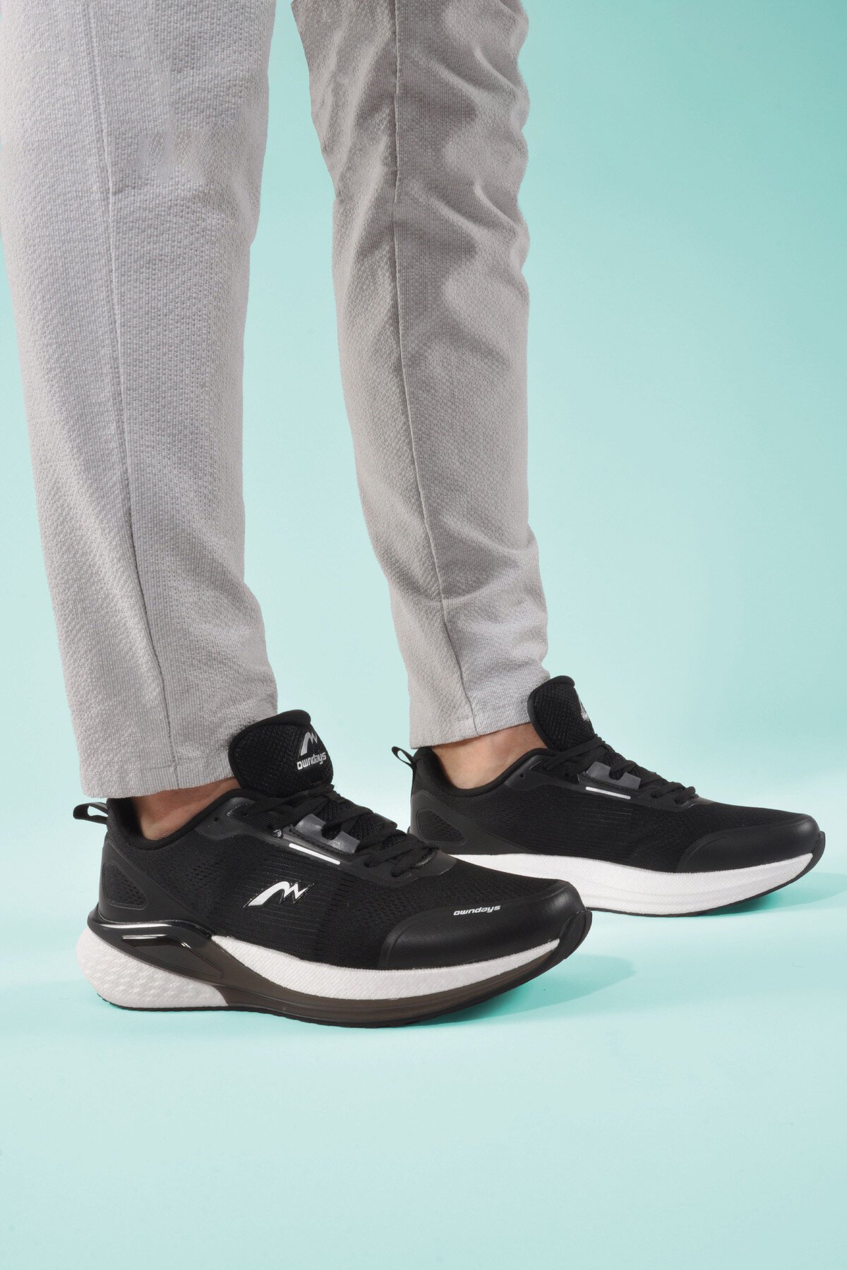 Siyah Fileli Erkek Spor Ayakkabı M-5247 M