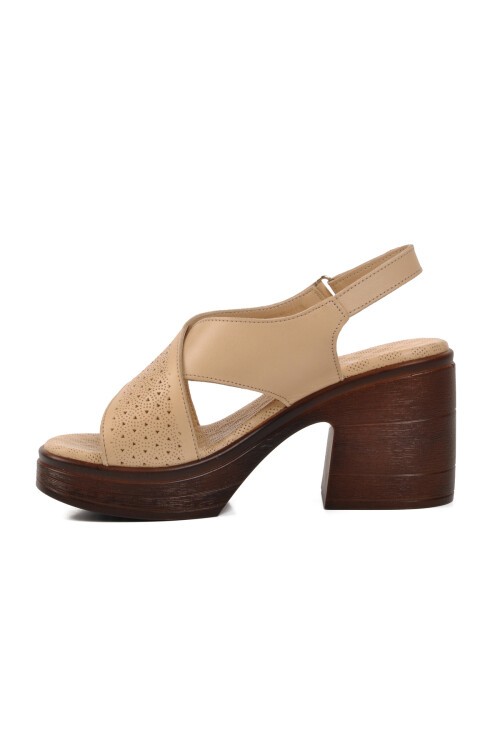 Ayakmod Bej Kadın Topuklu Sandalet