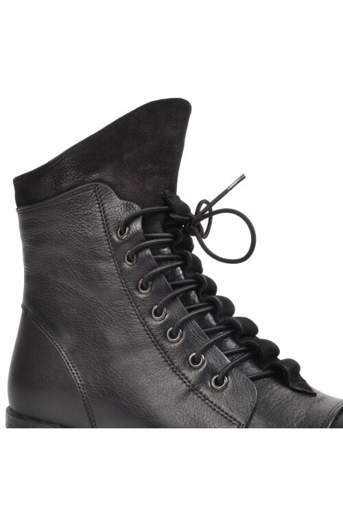 Fermuarlı Hakiki Deri Siyah Kadın Bot