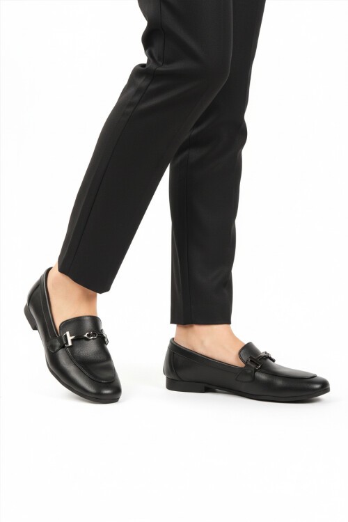 Siyah Cilt Hafif Kadın Günlük Ayakkabı 572433 Z