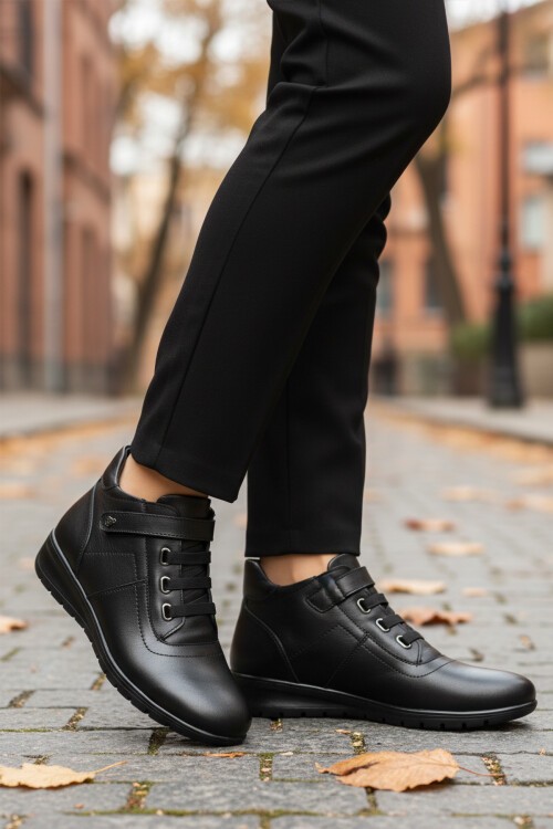 Siyah Hakiki Deri Bilek Boy Kadın Bot PLV1540 Z