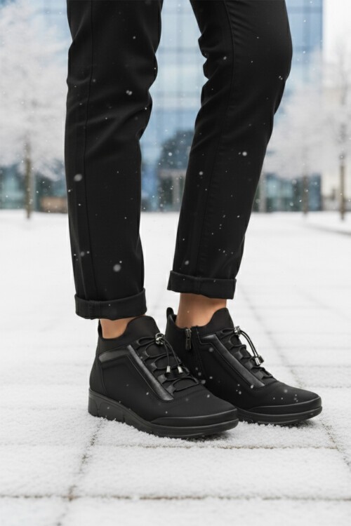 Siyah Zümrüt Kilit Bağcıklı Kadın Bot 293113 Z