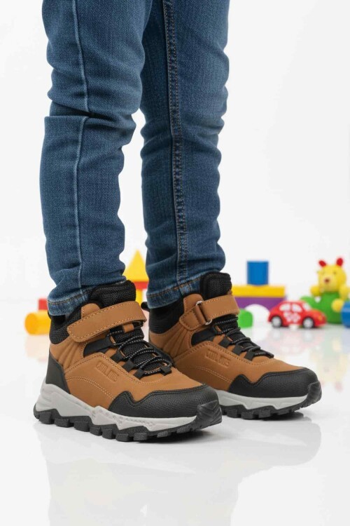 Taba-Gri Cırtlı Bağcıklı Kaymaz Tabanlı Erkek Çocuk Outdoor Bot Doruk P