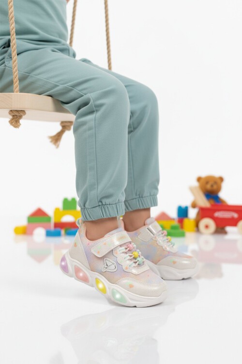 Beyaz Cırtlı Işıklı Desenli Kız Çocuk Spor Ayakkabı Sneaker 1998