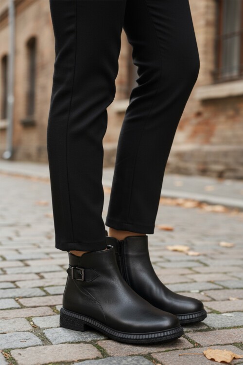 Siyah Hakiki Deri Kadın Bot 20913-1 Z