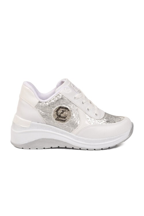 Beyaz Kalın Tabanlı Bağcıklı Kadın Casual Yürüyüş Ayakkabı Sneaker 3016