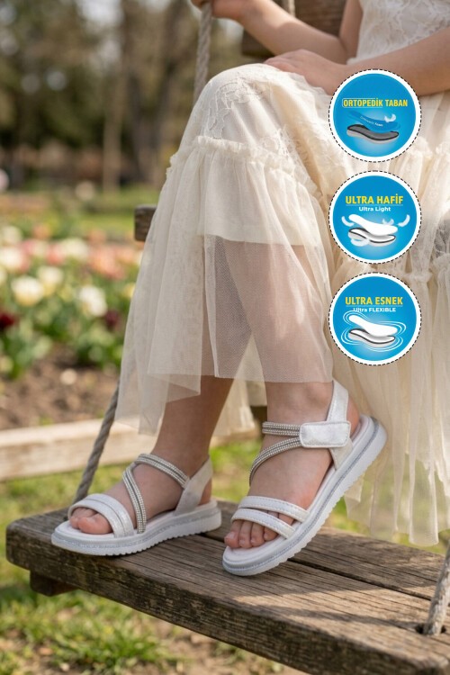 Beyaz Ortopedik Kız Çocuk Sandalet Arzen 26A94 F