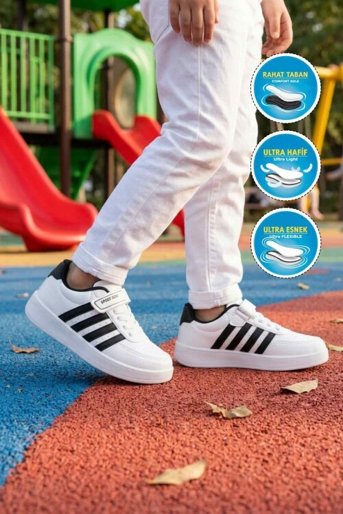 Beyaz-Siyah  Hafif Çocuk Spor Ayakkabı 754 F