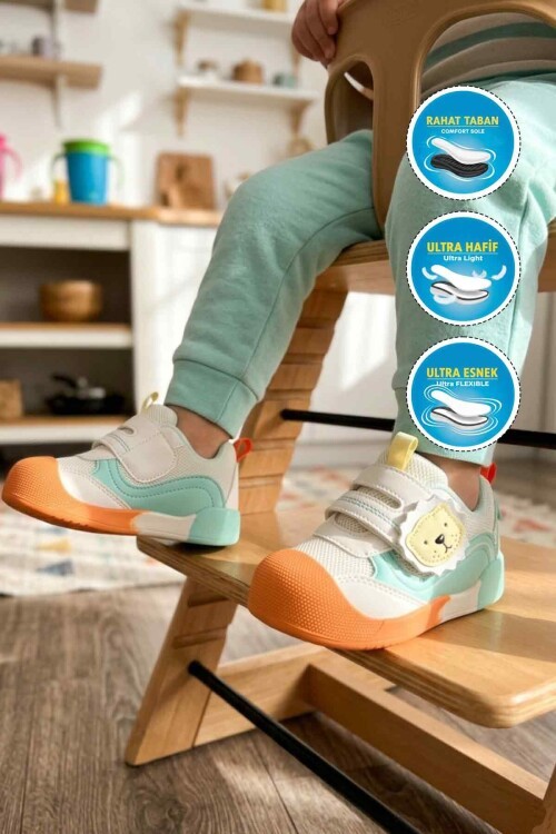 Beyaz-Turuncu Hafif Çocuk Spor Ayakkabı Marco Kids 26Y704 B
