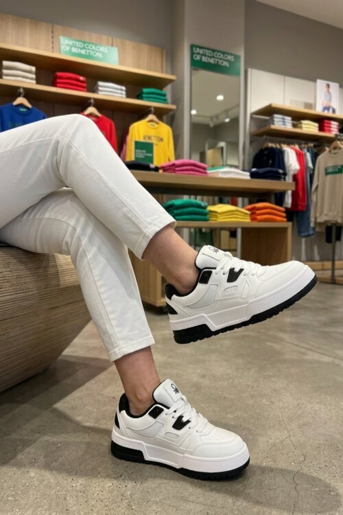 Beyaz-Siyah Bağcıklı Kalın Tabanlı Unisex Yürüyüş ve Spor Ayakkabı Sneaker BN-12158